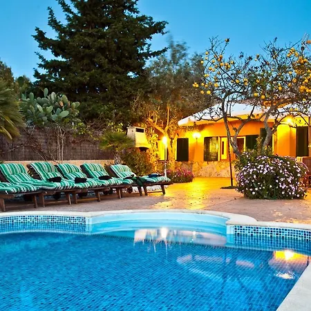 El Mal Pas / Seguinet Villa *
